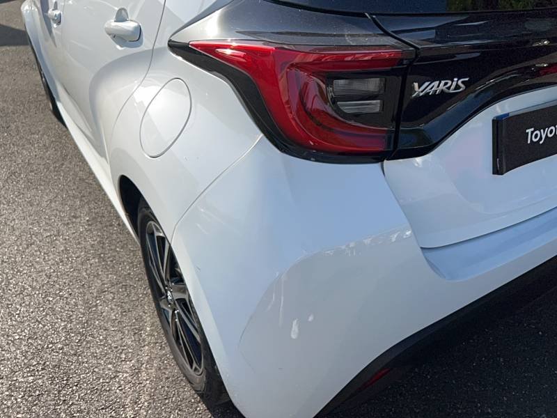 Toyota Yaris - Photo 17