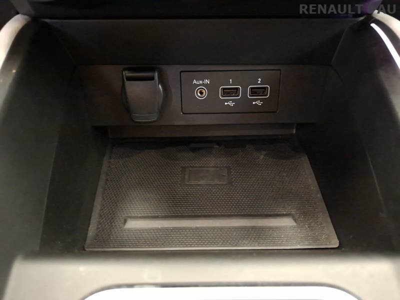 Renault Clio - Photo 25