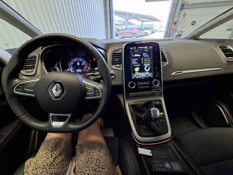 Renault Grand Scénic - Photo 11