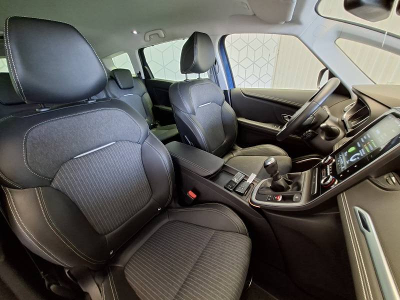 Renault Grand Scénic - Photo 12