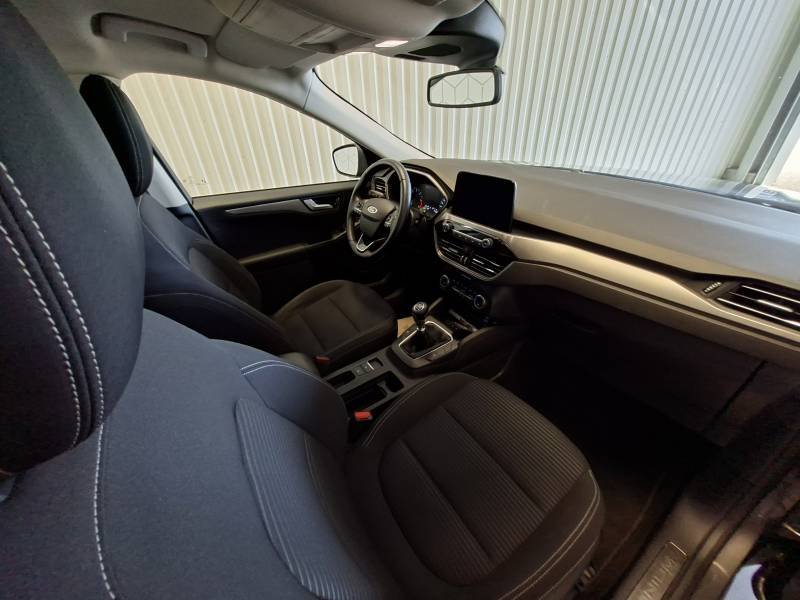 Ford Kuga - Photo 12