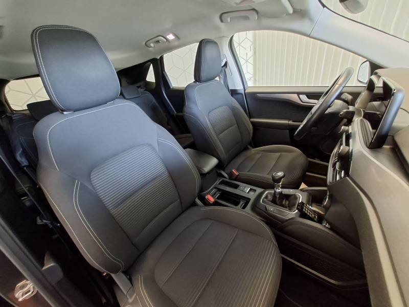 Ford Kuga - Photo 30