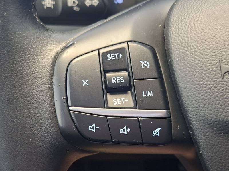 Ford Kuga - Photo 38