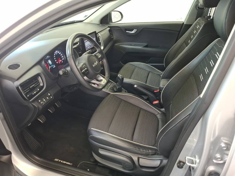 Kia Stonic - Photo 20