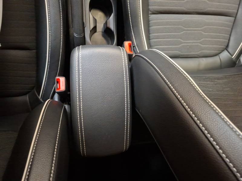 Kia Stonic - Photo 37