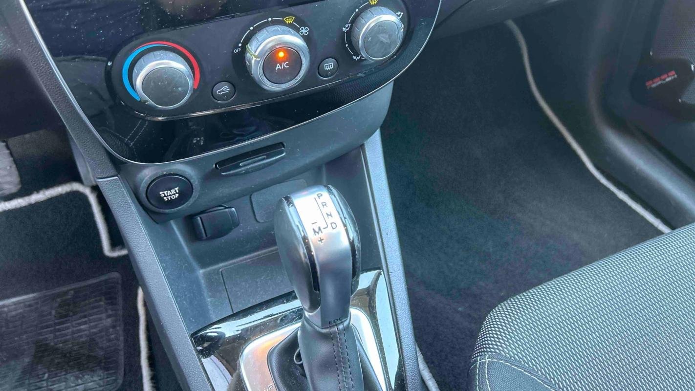 Renault Clio - Photo 16