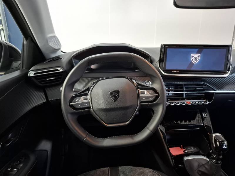 Peugeot 208 - Photo 13