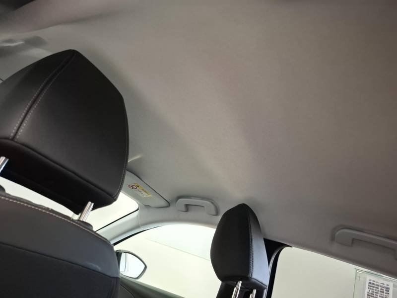 Peugeot 208 - Photo 14