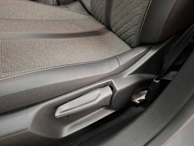 Peugeot 208 - Photo 22
