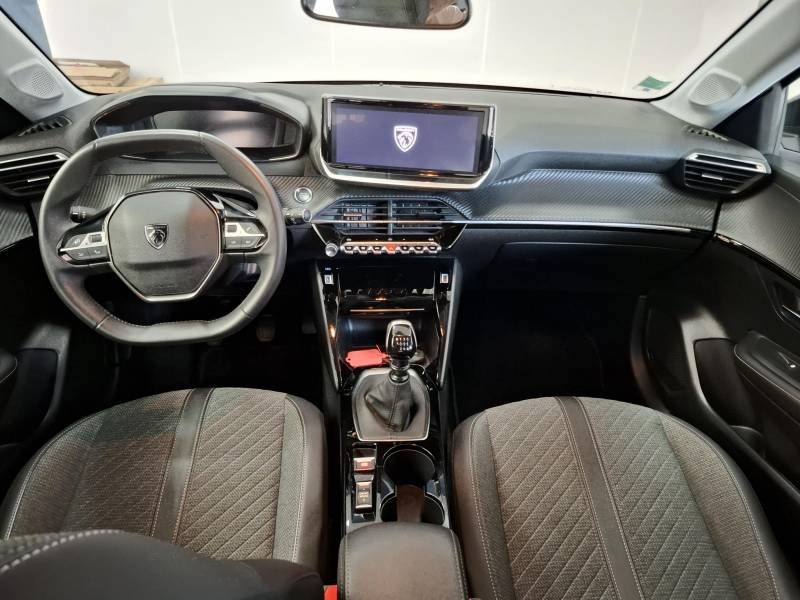 Peugeot 208 - Photo 10