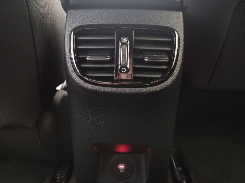 Kia CEED - Photo 35