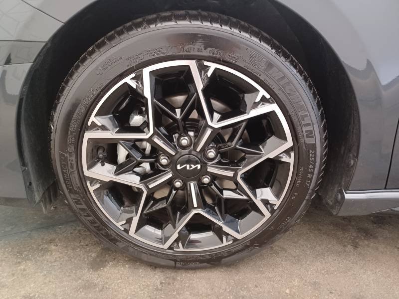 Kia CEED - Photo 7
