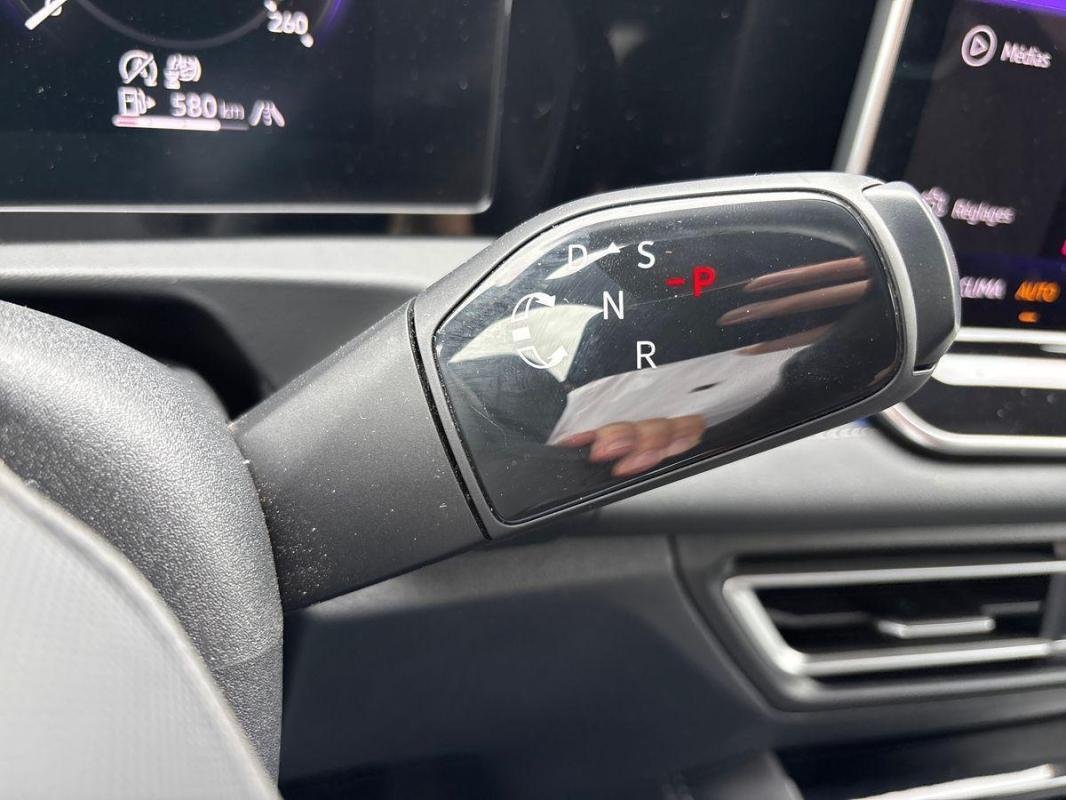 Volkswagen Tiguan - Photo 11