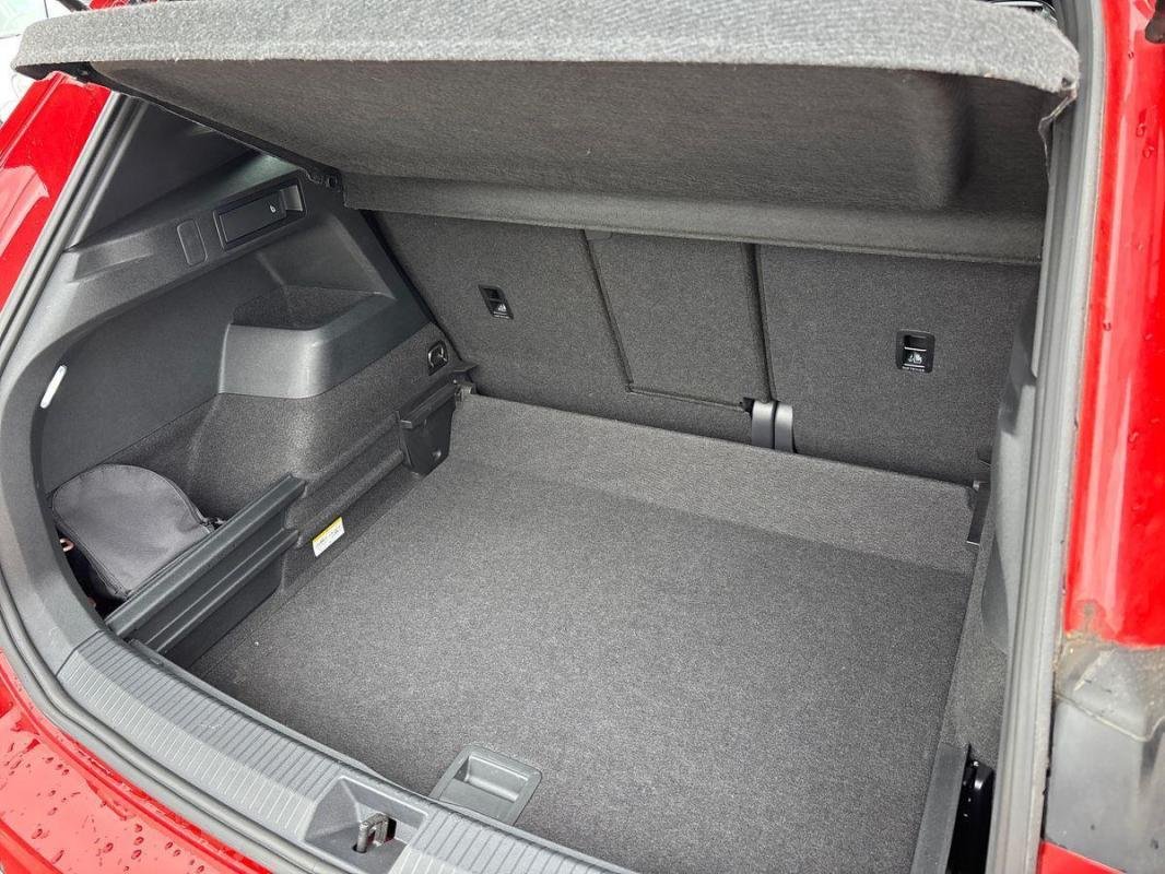 Volkswagen Tiguan - Photo 32
