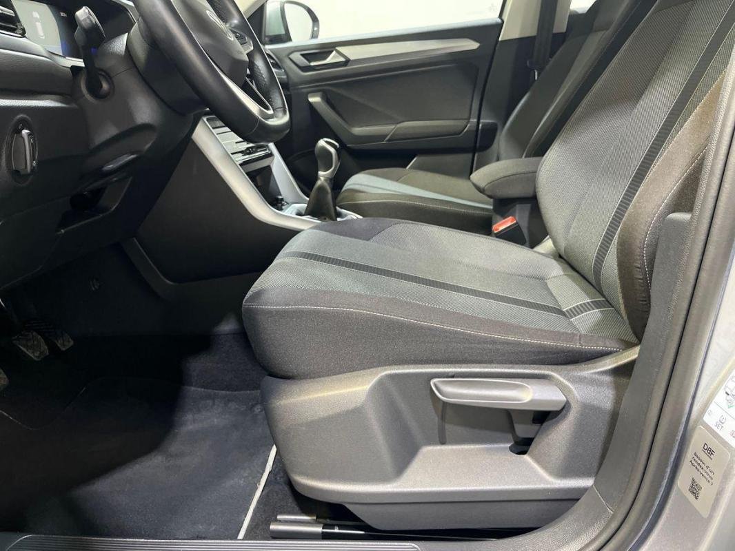 Volkswagen T-Roc - Photo 14