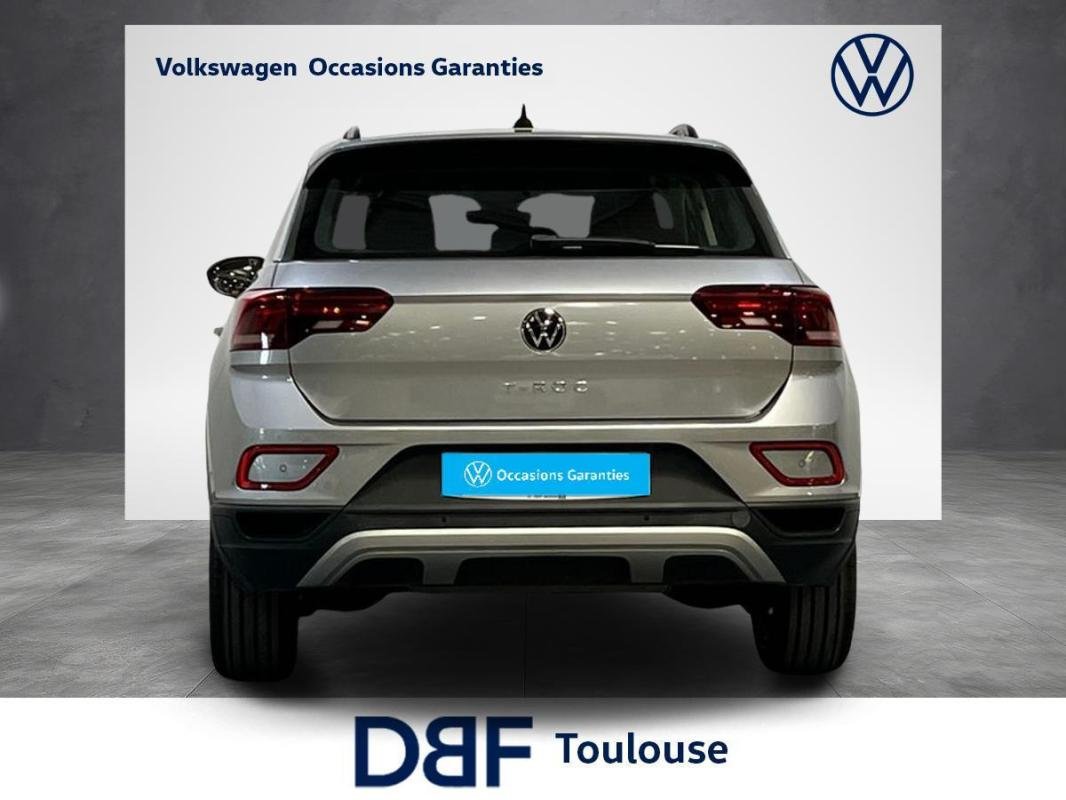 Volkswagen T-Roc - Photo 4