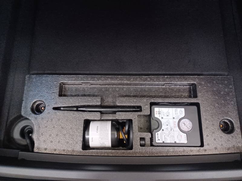 MG MG4 - Photo 17