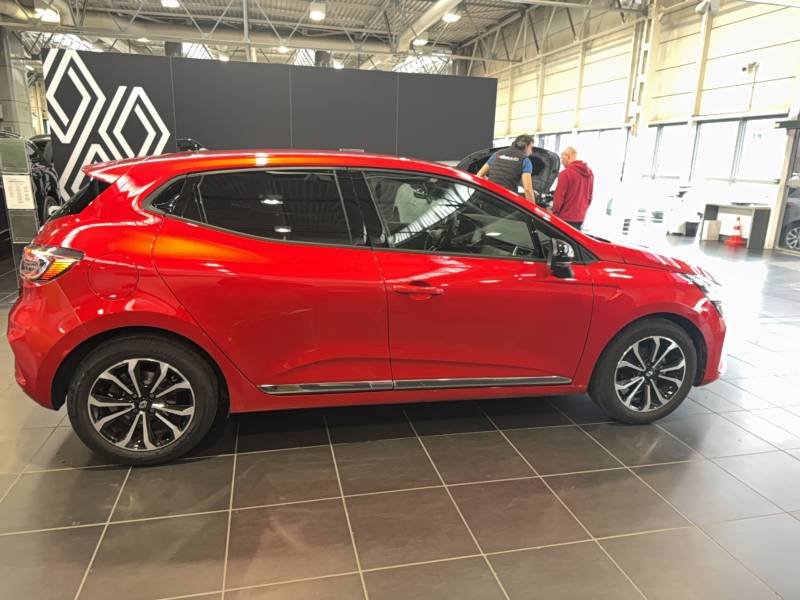 Renault Clio - Photo 6