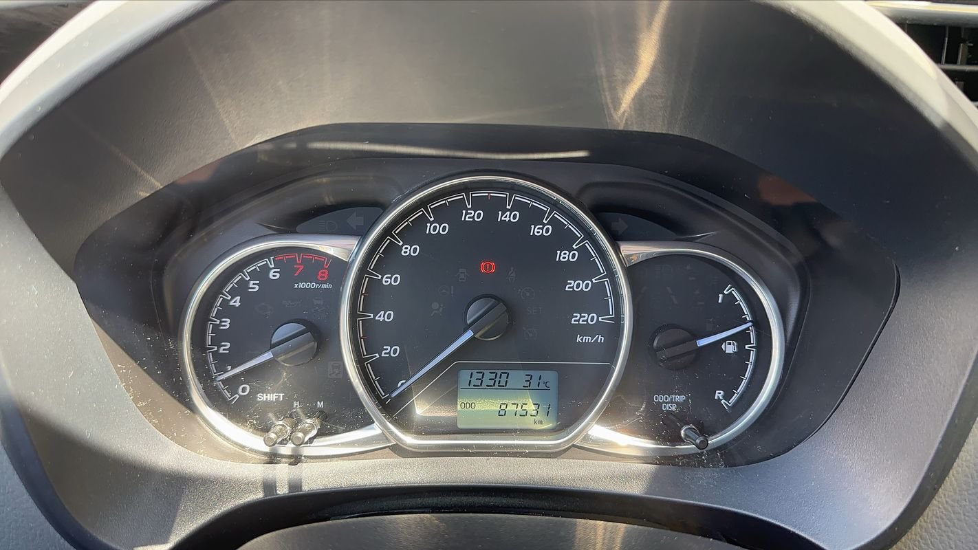 Toyota Yaris - Photo 12