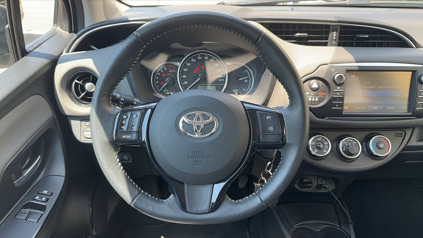 Toyota Yaris - Photo 23