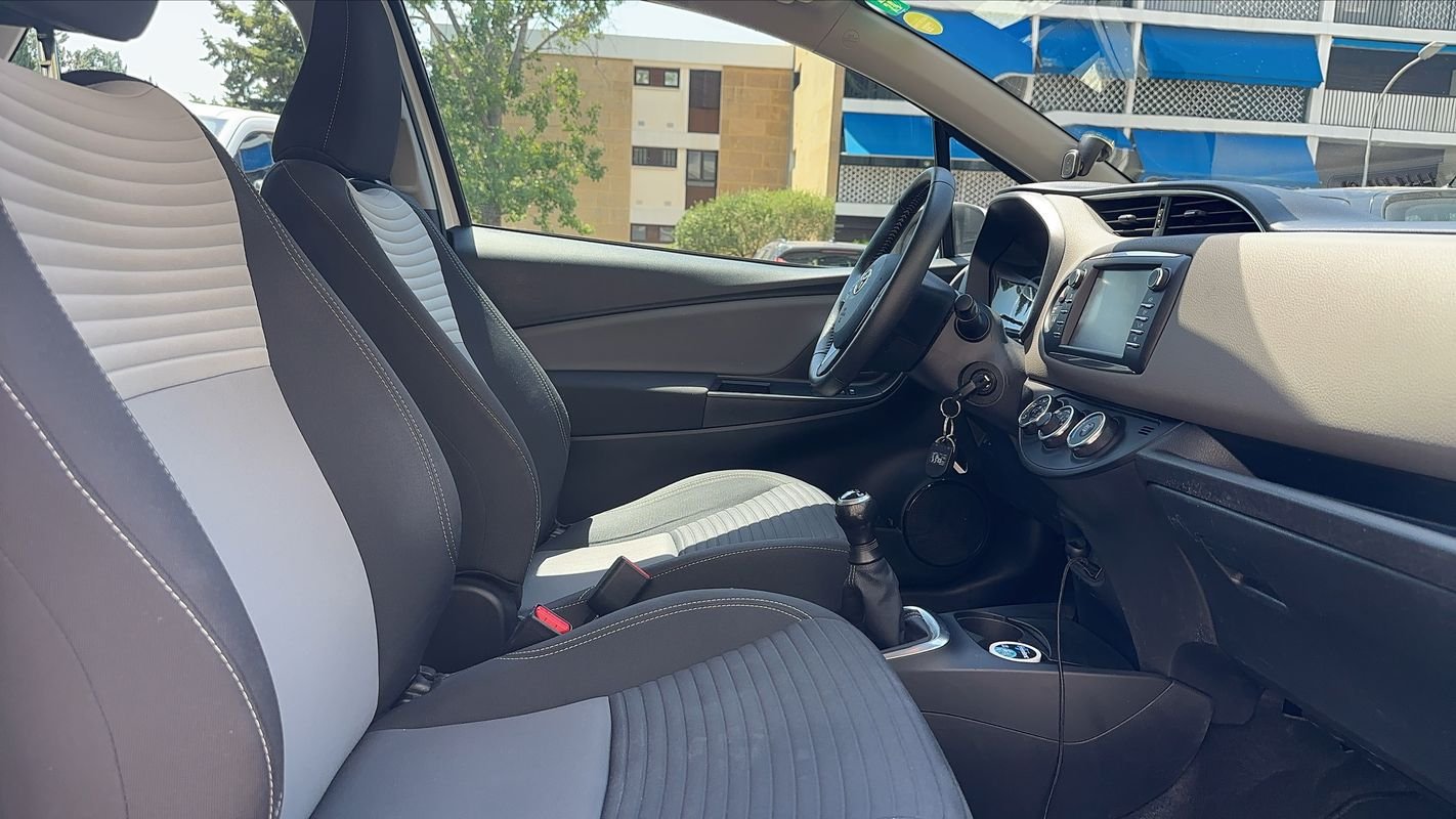 Toyota Yaris - Photo 26
