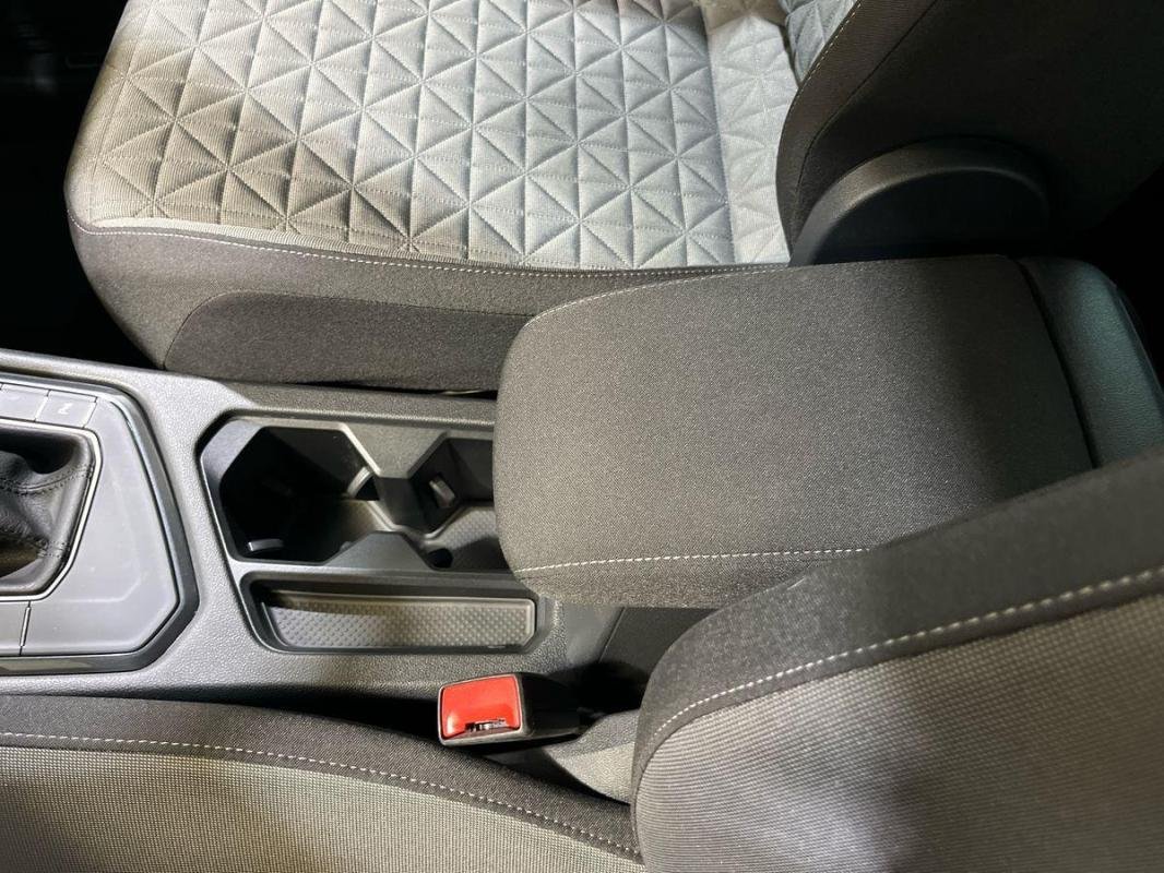 Volkswagen Tiguan - Photo 12