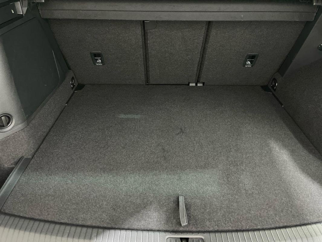 Volkswagen Tiguan - Photo 31