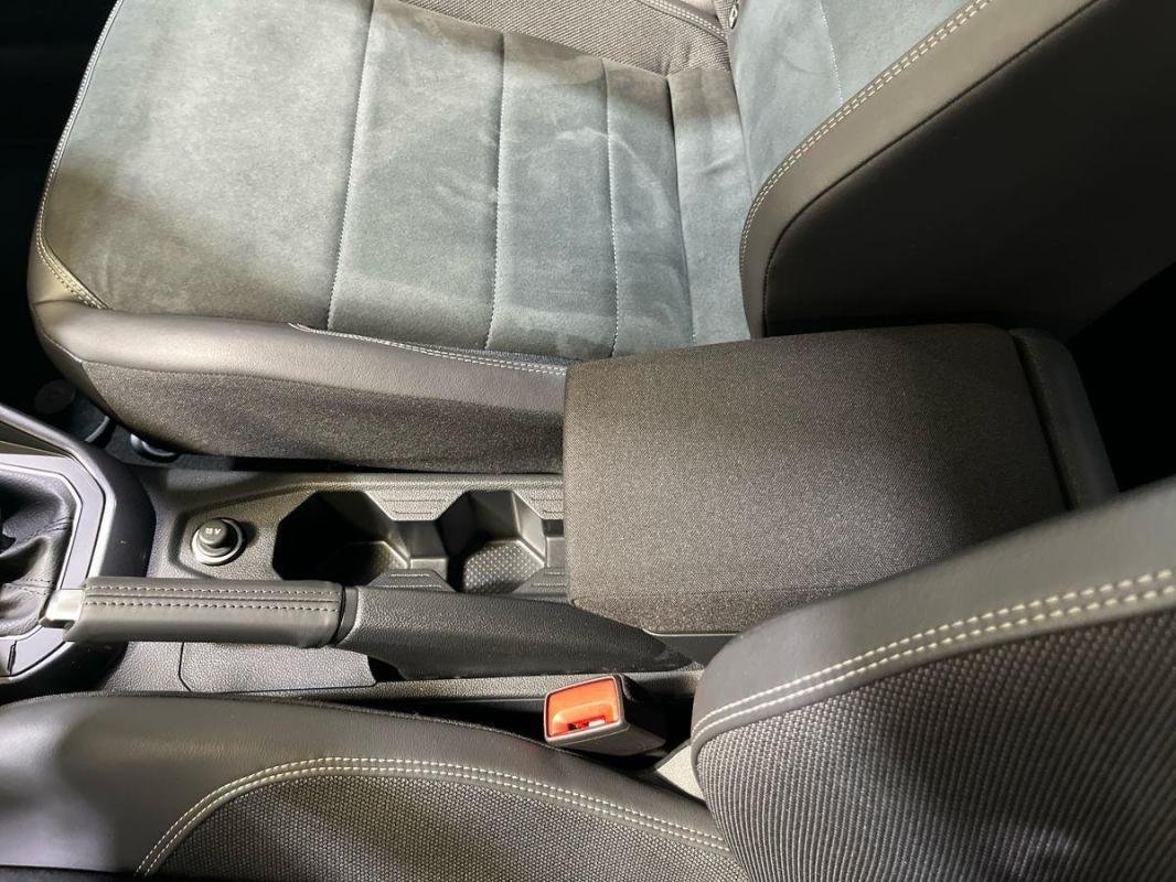 Volkswagen Polo - Photo 12