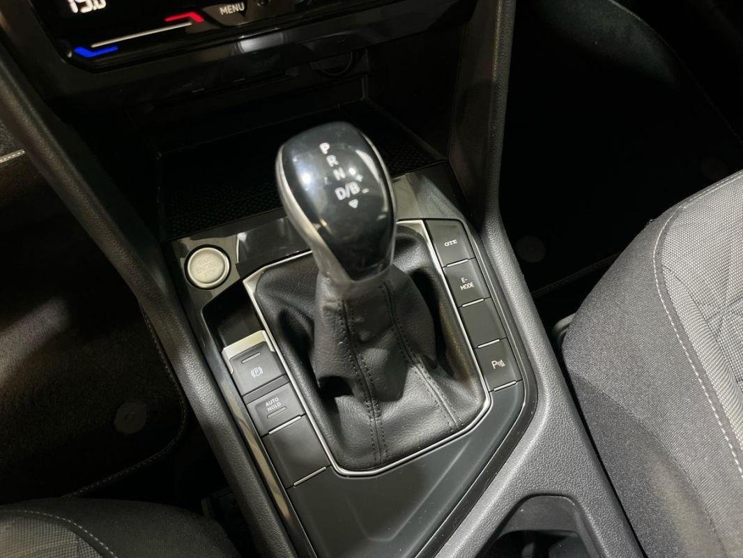 Volkswagen Tiguan - Photo 11