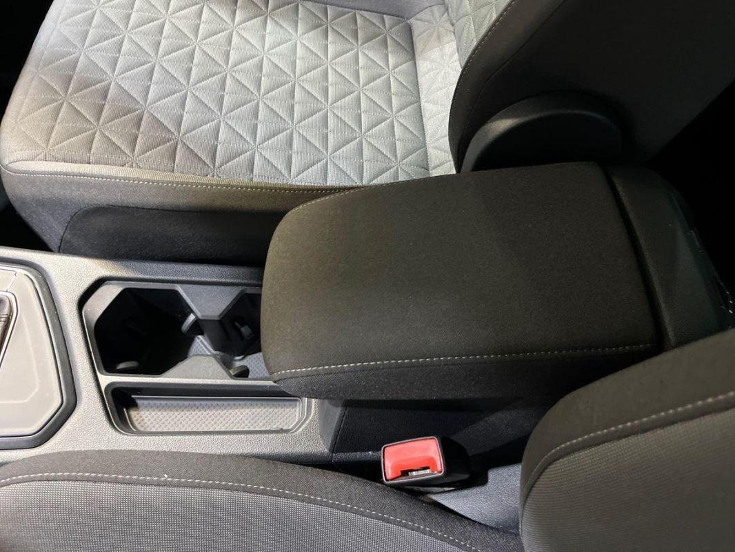 Volkswagen Tiguan - Photo 12