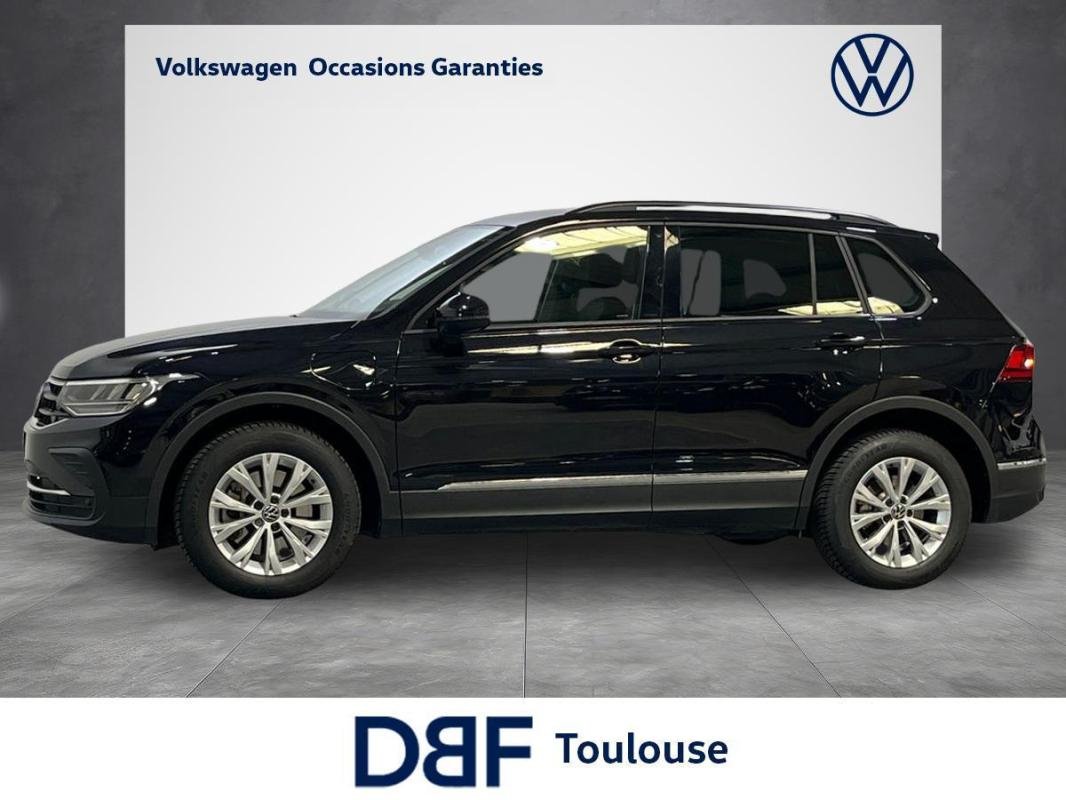 Volkswagen Tiguan - Photo 2