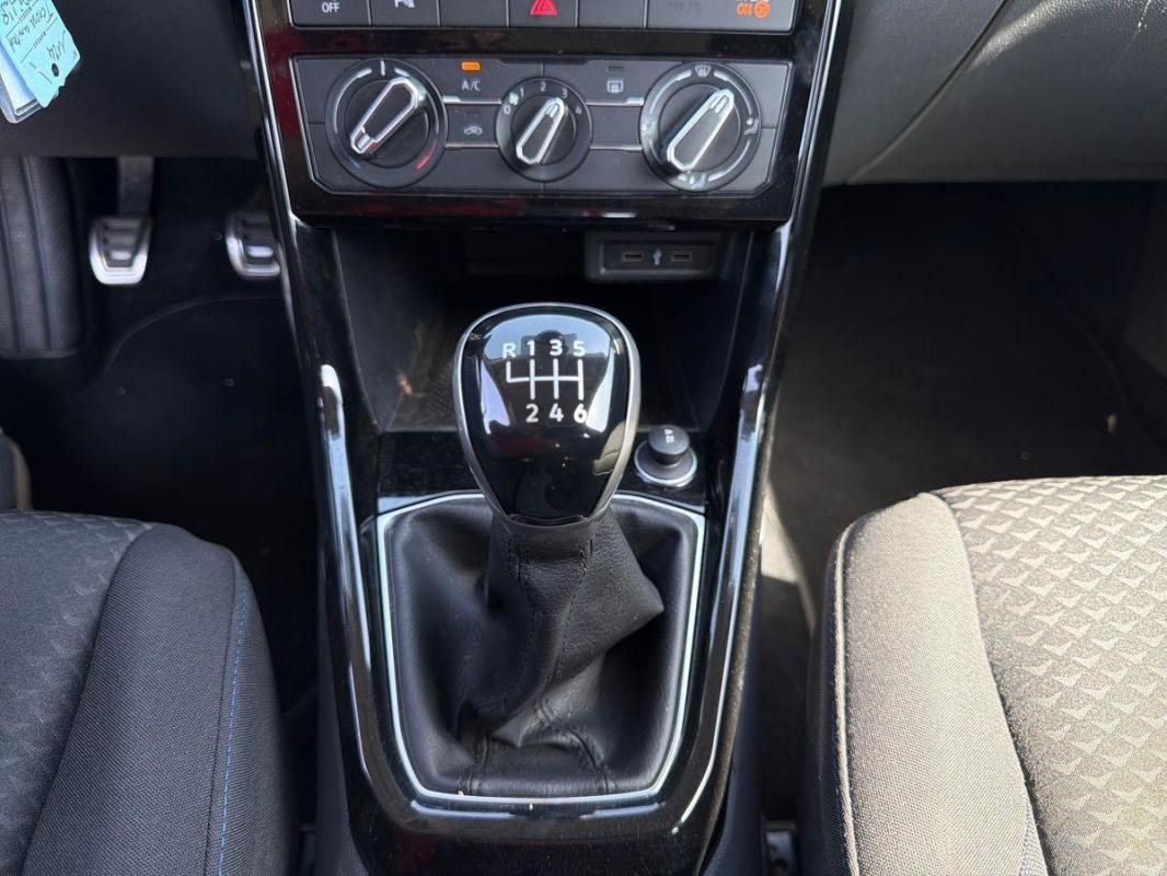 Volkswagen T-Cross - Photo 11