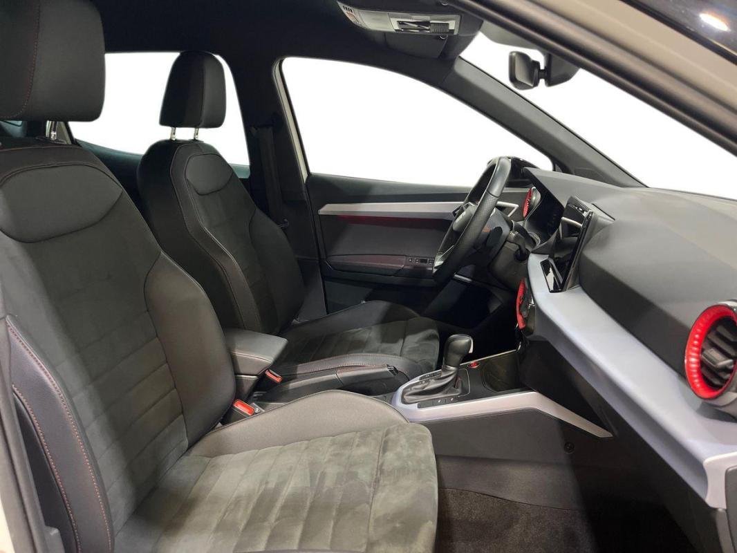 Seat Arona - Photo 13