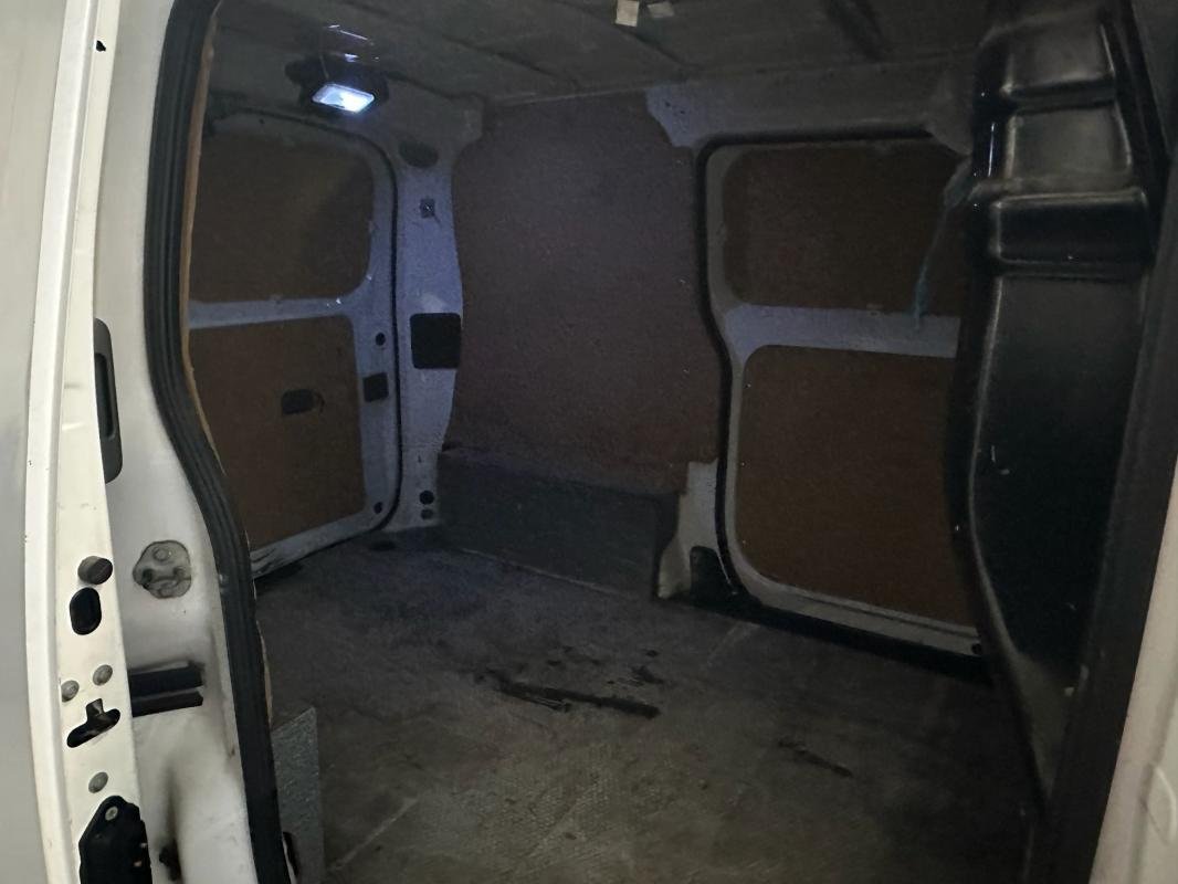 Nissan NV200 - Photo 14