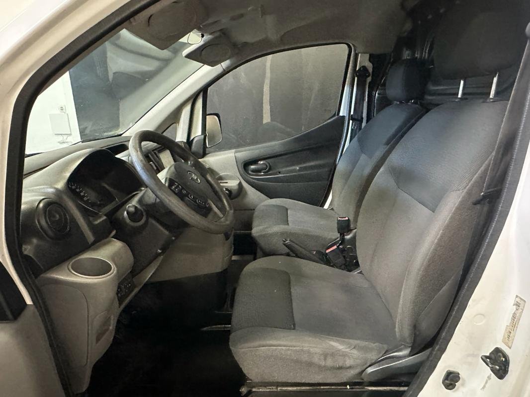 Nissan NV200 - Photo 8
