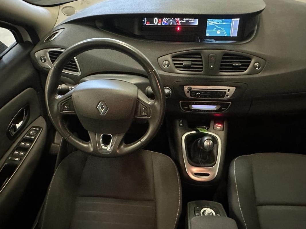 Renault Scénic - Photo 13