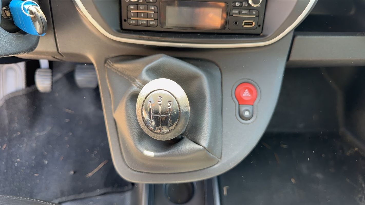 Renault Kangoo Express - Photo 26