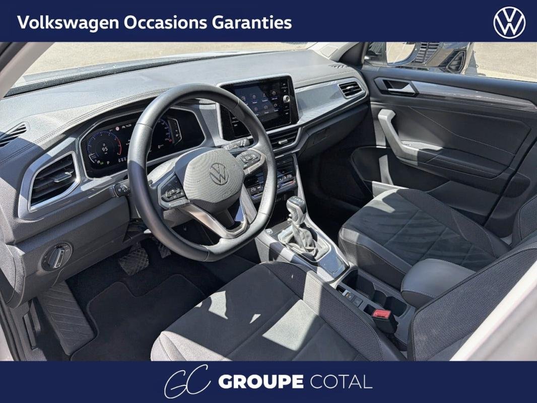 Volkswagen T-Roc - Photo 17