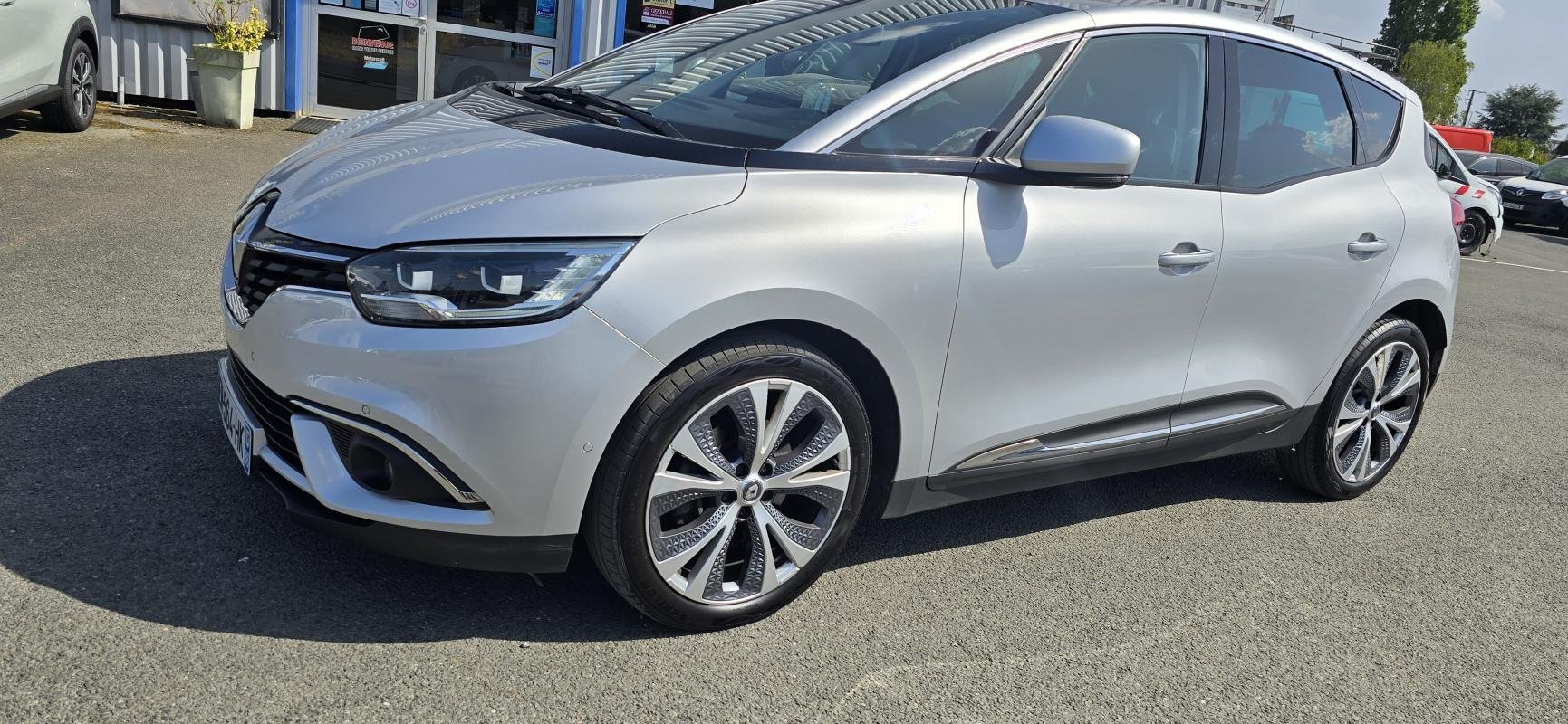 Renault Scénic - Photo 1