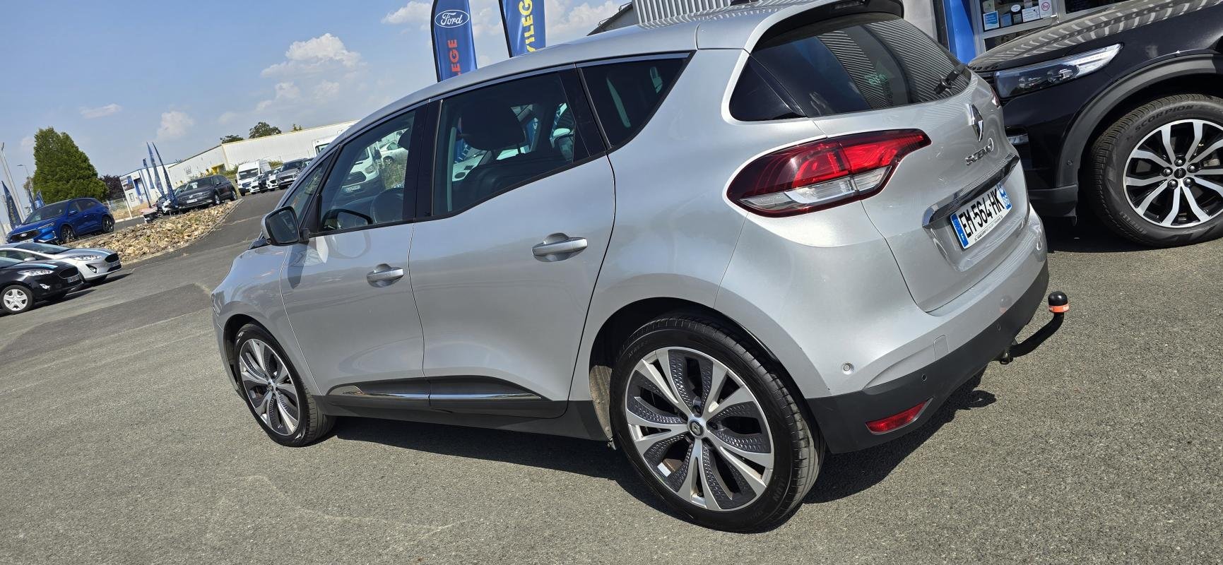 Renault Scénic - Photo 2