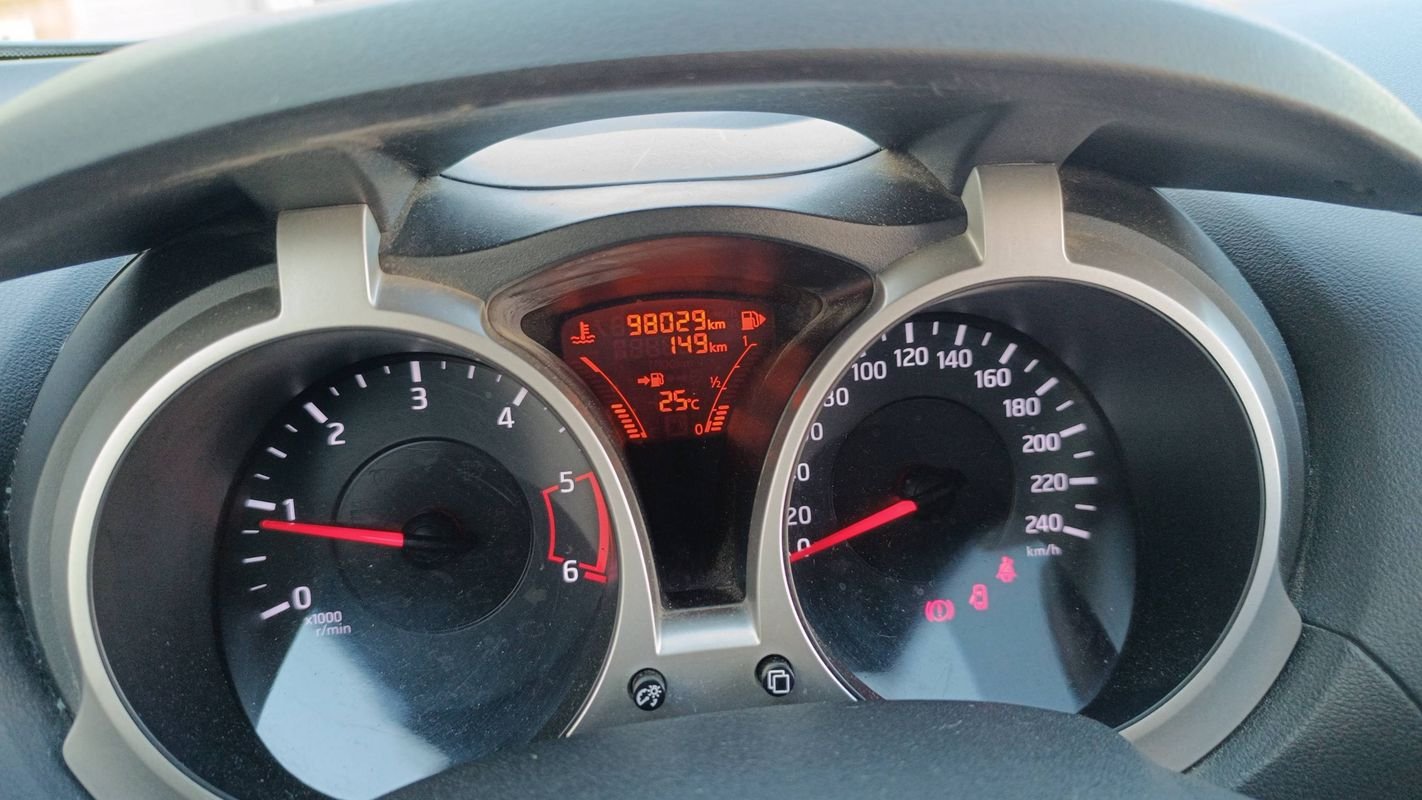 Nissan Juke - Photo 12