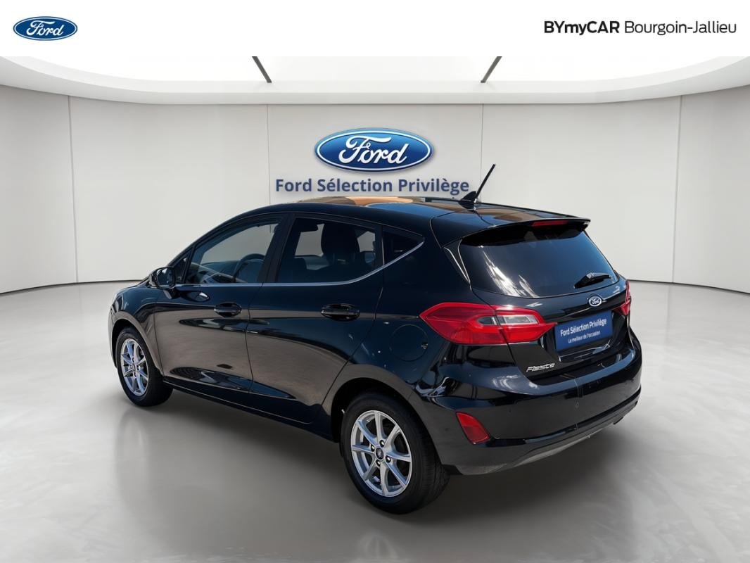 Ford Fiesta - Photo 3
