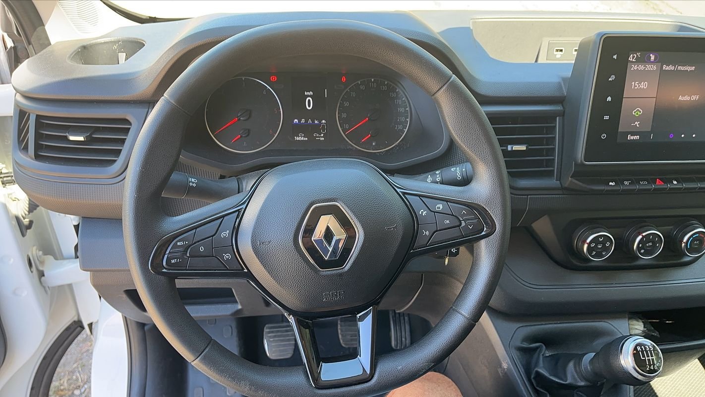 Renault Trafic - Photo 23
