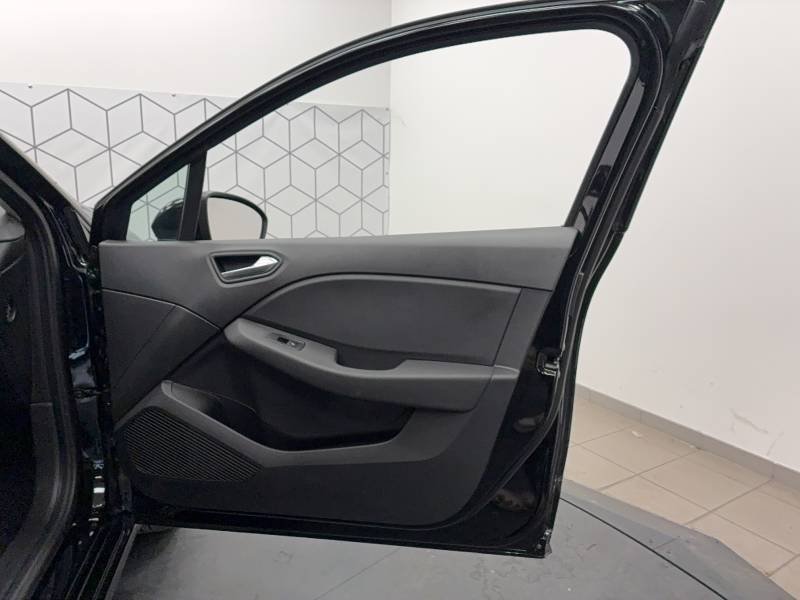 Renault Clio - Photo 15