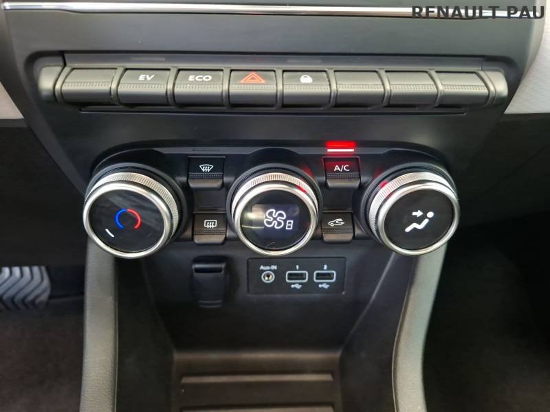 Renault Clio - Photo 25
