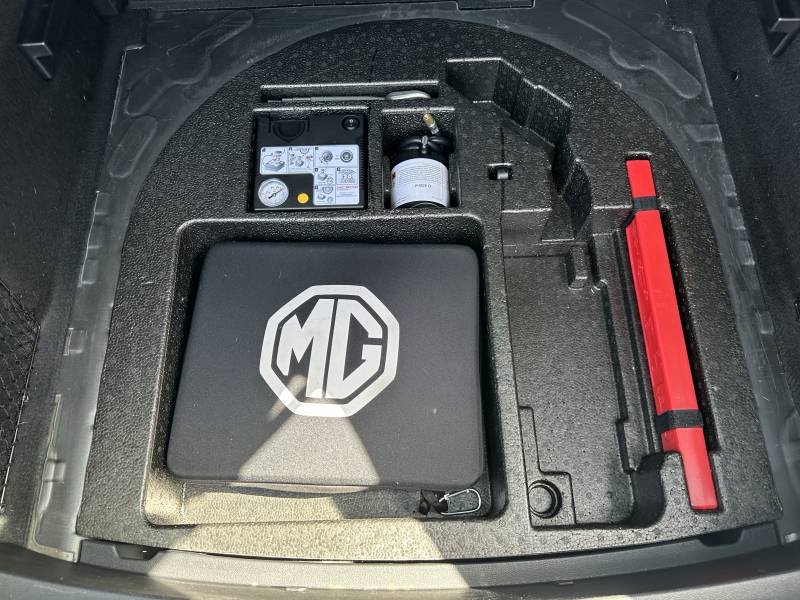 MG ZS - Photo 14