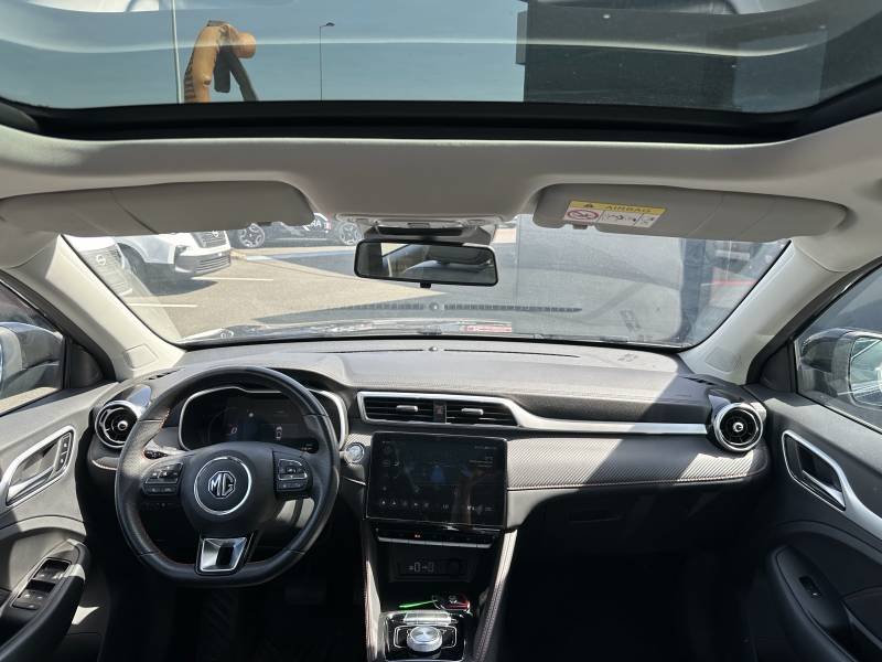 MG ZS - Photo 17