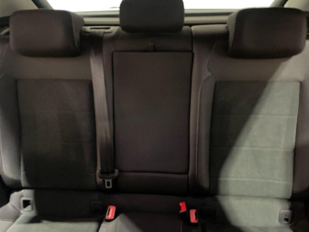 Volkswagen T-Roc - Photo 22