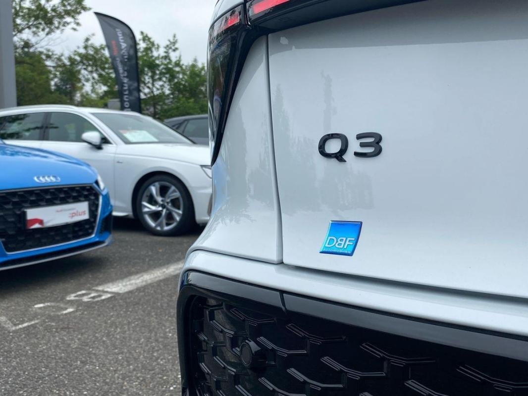 Audi Q3 - Photo 24