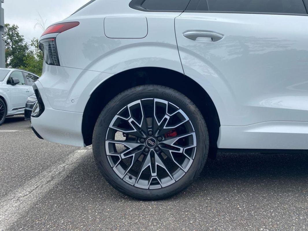 Audi Q3 - Photo 25